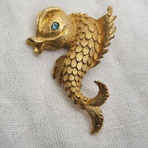 Vtg Dolphin Fish Brooch Pin Gold Tone Aqua Rhinestone Eye Mystical Creature